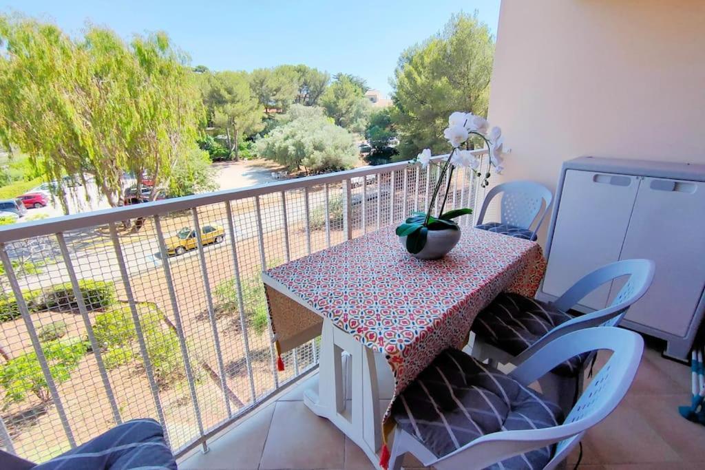Le Pradet 50M De La Plage T2 Tout Confort Lesclesdenicole Luaran gambar